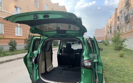 Toyota Sienta II, 2017 год, 1 450 000 рублей, 9 фотография