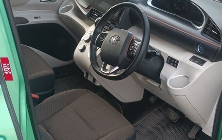 Toyota Sienta II, 2017 год, 1 450 000 рублей, 6 фотография