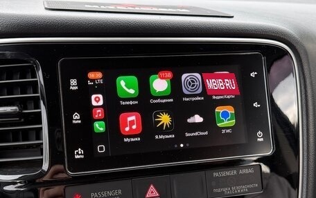 Mitsubishi Outlander III рестайлинг 3, 2018 год, 2 000 000 рублей, 16 фотография