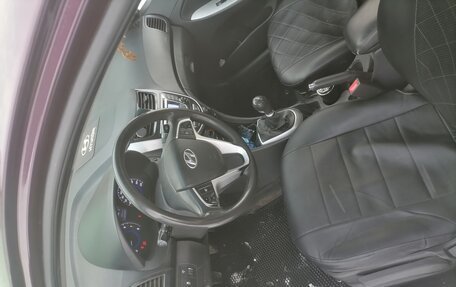Hyundai Solaris II рестайлинг, 2011 год, 720 000 рублей, 6 фотография