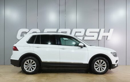 Volkswagen Tiguan II, 2017 год, 1 999 000 рублей, 5 фотография
