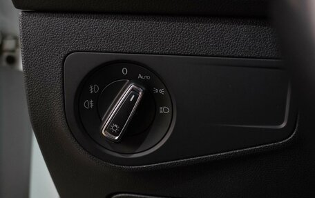 Volkswagen Tiguan II, 2017 год, 1 999 000 рублей, 13 фотография