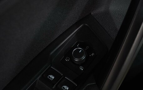 Volkswagen Tiguan II, 2017 год, 1 999 000 рублей, 12 фотография
