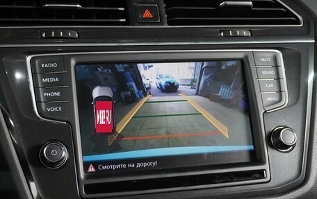 Volkswagen Tiguan II, 2017 год, 1 999 000 рублей, 16 фотография