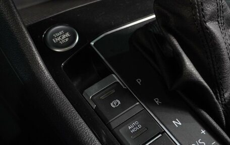 Volkswagen Tiguan II, 2017 год, 1 999 000 рублей, 18 фотография