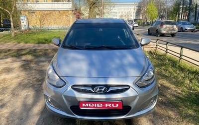 Hyundai Solaris II рестайлинг, 2011 год, 738 000 рублей, 1 фотография