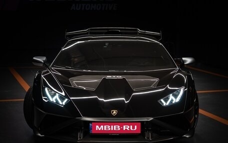 Lamborghini Huracán, 2023 год, 30 050 000 рублей, 2 фотография