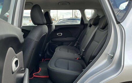 KIA Soul II рестайлинг, 2015 год, 1 300 000 рублей, 11 фотография