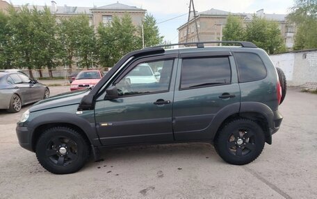 Chevrolet Niva I рестайлинг, 2018 год, 677 000 рублей, 11 фотография