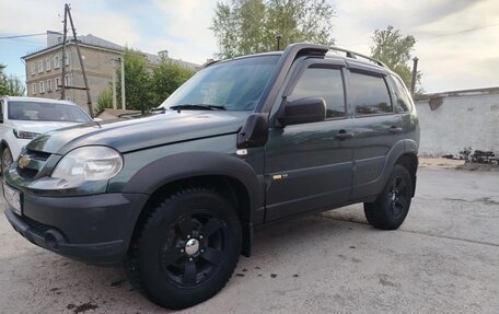 Chevrolet Niva I рестайлинг, 2018 год, 677 000 рублей, 8 фотография