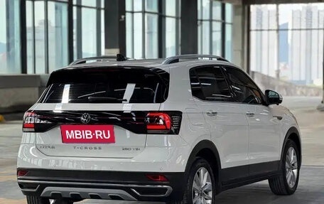 Volkswagen T-Cross I, 2022 год, 1 270 004 рублей, 6 фотография