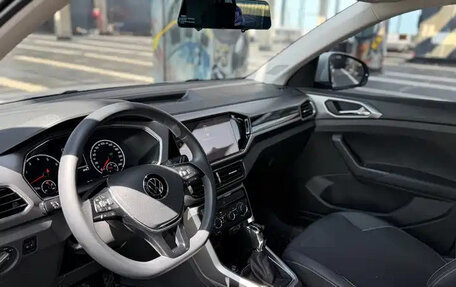Volkswagen T-Cross I, 2022 год, 1 270 004 рублей, 11 фотография