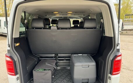 Volkswagen Caravelle T6 рестайлинг, 2018 год, 3 100 000 рублей, 15 фотография