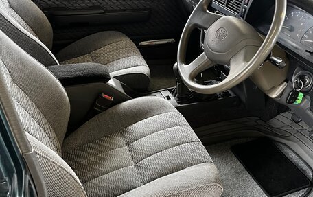 Toyota Hilux Surf III рестайлинг, 1993 год, 1 199 000 рублей, 17 фотография