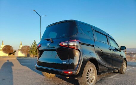 Toyota Sienta II, 2017 год, 1 499 000 рублей, 7 фотография