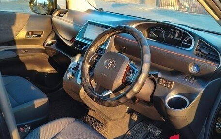 Toyota Sienta II, 2017 год, 1 499 000 рублей, 10 фотография