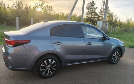 KIA Rio IV, 2018 год, 1 550 000 рублей, 7 фотография