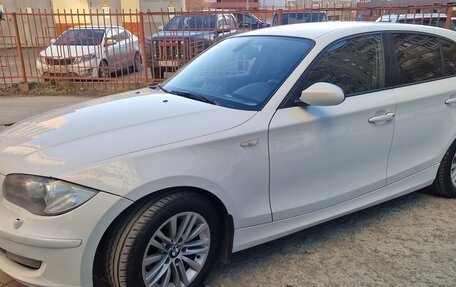 BMW 1 серия, 2008 год, 880 000 рублей, 6 фотография