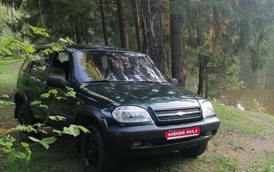 Chevrolet Niva I рестайлинг, 2004 год, 385 000 рублей, 1 фотография