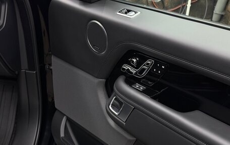 Land Rover Range Rover IV рестайлинг, 2020 год, 13 100 000 рублей, 21 фотография