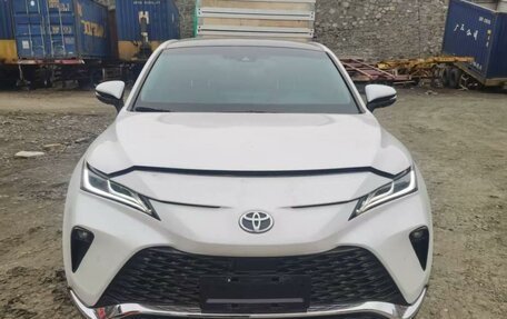 Toyota Venza, 2022 год, 4 000 000 рублей, 8 фотография