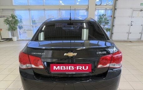 Chevrolet Cruze II, 2010 год, 745 000 рублей, 4 фотография