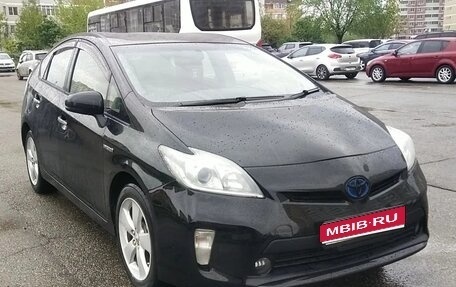 Toyota Prius, 2012 год, 1 000 000 рублей, 1 фотография