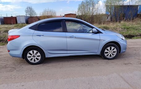 Hyundai Solaris II рестайлинг, 2012 год, 610 000 рублей, 3 фотография