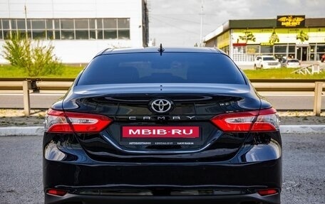 Toyota Camry, 2021 год, 2 598 000 рублей, 6 фотография
