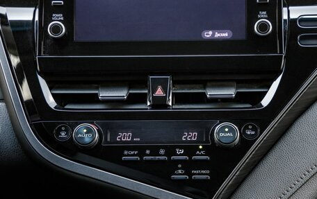 Toyota Camry, 2021 год, 2 598 000 рублей, 27 фотография