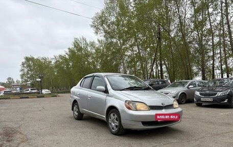 Toyota Platz, 2002 год, 235 000 рублей, 3 фотография