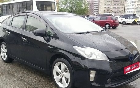 Toyota Prius, 2012 год, 1 000 000 рублей, 4 фотография
