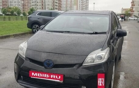Toyota Prius, 2012 год, 1 000 000 рублей, 10 фотография