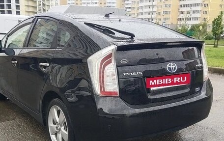 Toyota Prius, 2012 год, 1 000 000 рублей, 18 фотография