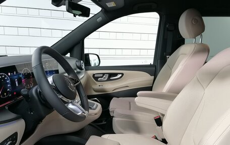Mercedes-Benz V-Класс, 2024 год, 16 100 000 рублей, 12 фотография