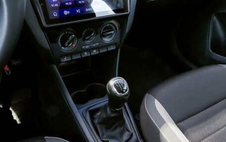 Skoda Rapid I, 2018 год, 925 000 рублей, 9 фотография