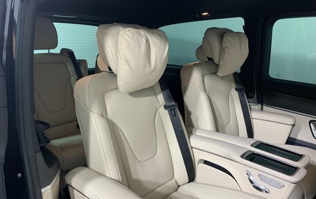 Mercedes-Benz V-Класс, 2024 год, 16 500 000 рублей, 30 фотография