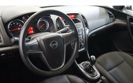 Opel Astra J, 2014 год, 796 000 рублей, 6 фотография