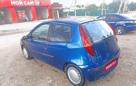 Fiat Punto III Punto Evo рестайлинг, 2000 год, 100 000 рублей, 3 фотография