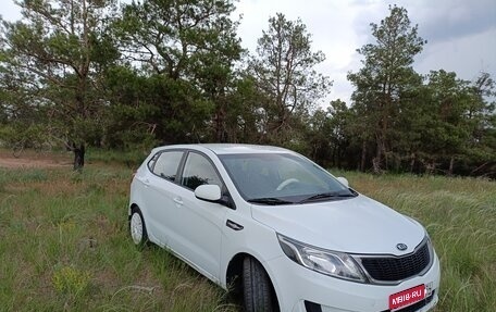 KIA Rio III рестайлинг, 2014 год, 980 000 рублей, 20 фотография