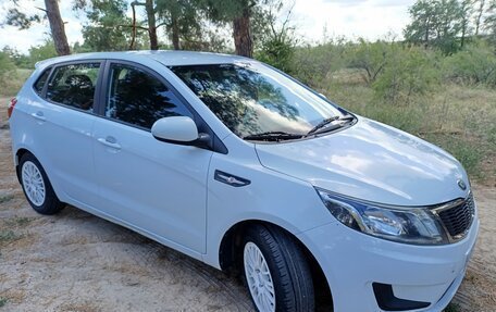 KIA Rio III рестайлинг, 2014 год, 980 000 рублей, 23 фотография