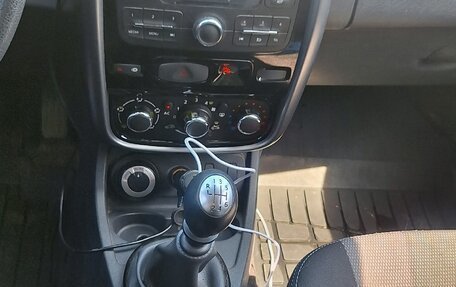 Renault Duster I рестайлинг, 2013 год, 999 000 рублей, 3 фотография