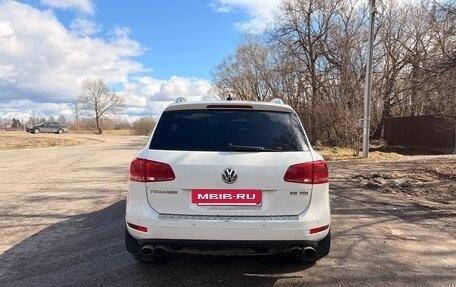 Volkswagen Touareg III, 2011 год, 1 800 000 рублей, 7 фотография