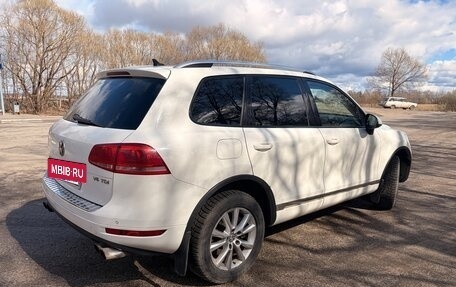 Volkswagen Touareg III, 2011 год, 1 800 000 рублей, 6 фотография