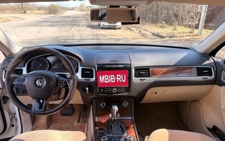 Volkswagen Touareg III, 2011 год, 1 800 000 рублей, 15 фотография