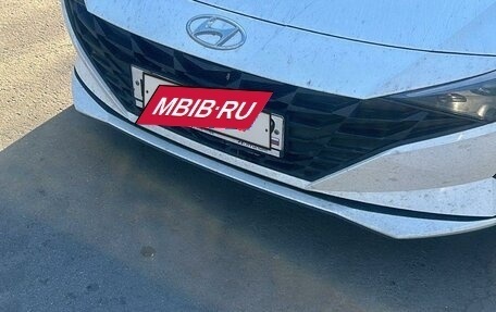 Hyundai Elantra, 2021 год, 2 250 000 рублей, 2 фотография