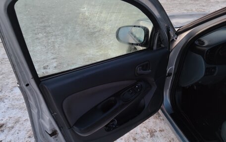 Nissan Almera, 2004 год, 155 000 рублей, 7 фотография