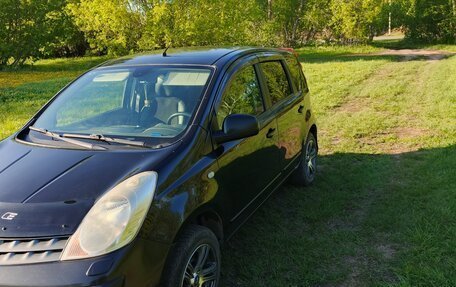 Nissan Note II рестайлинг, 2007 год, 590 000 рублей, 2 фотография