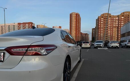Toyota Camry, 2021 год, 3 690 000 рублей, 7 фотография
