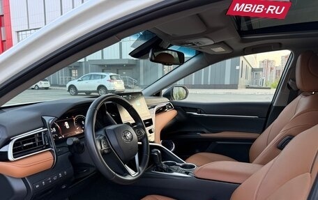 Toyota Camry, 2021 год, 3 690 000 рублей, 19 фотография